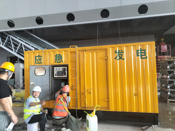 庆云怎样判断空气滤清器是否需要更换？